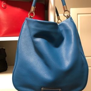 Marc Jacobs large shoulder cross body bag.